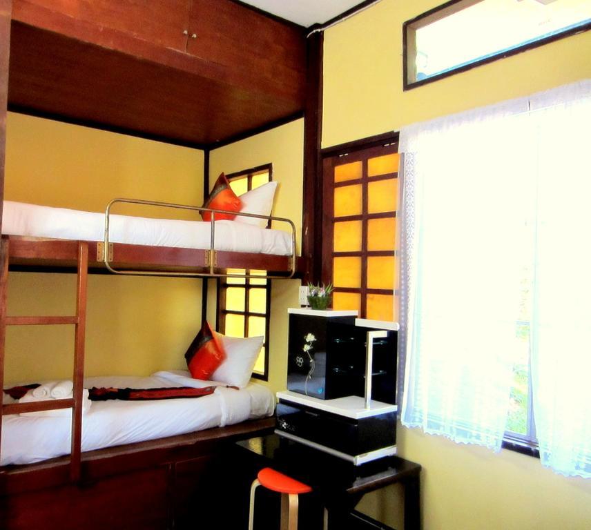 Golden Teak Homestay Mae Rim Dış mekan fotoğraf
