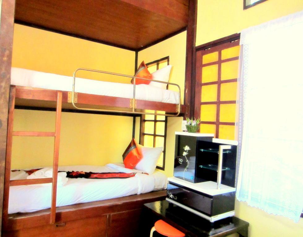 Golden Teak Homestay Mae Rim Dış mekan fotoğraf