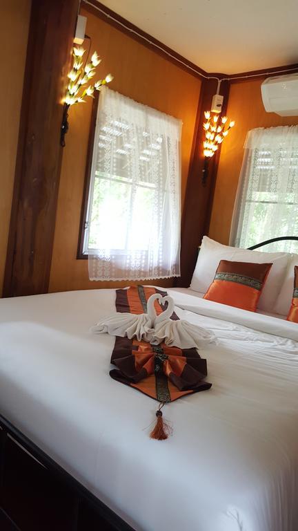 Golden Teak Homestay Mae Rim Dış mekan fotoğraf