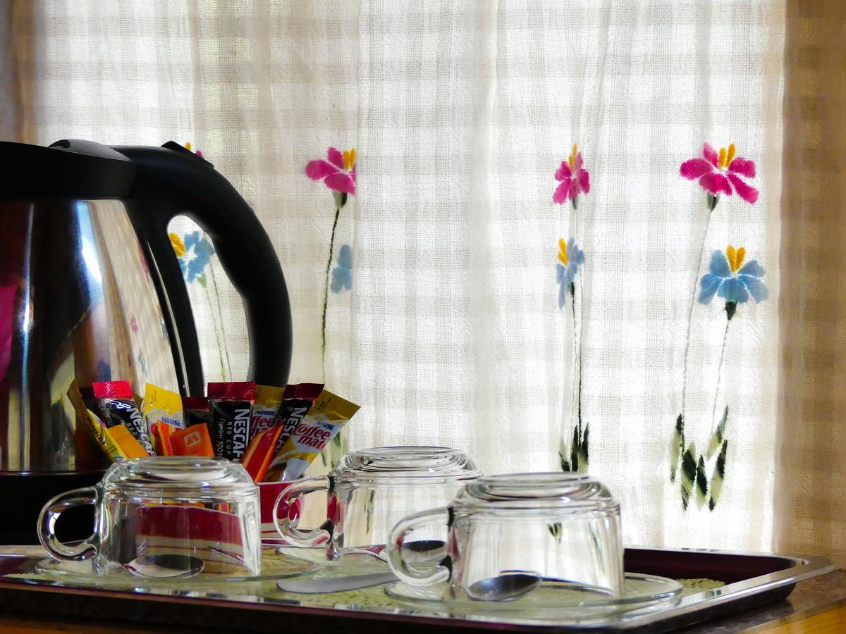 Golden Teak Homestay Mae Rim Dış mekan fotoğraf